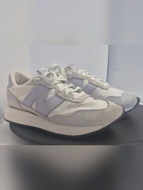 New Balance 237 Unisex Zises Women's 8 Men's 6.5 White Purple Gray Sneakers